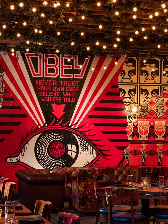 Party at Vandal VIP nightclub in New York. Find promoters for guest list in Clubbable