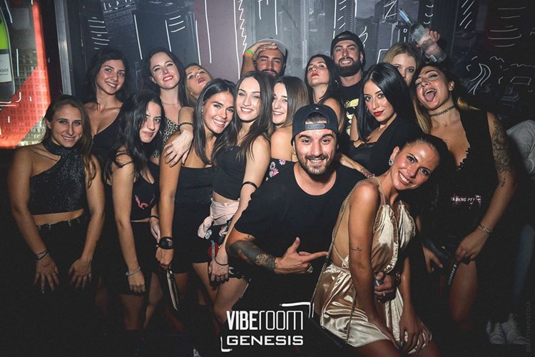 Vibe Room nightclub Milan party group partying drinking girls boys