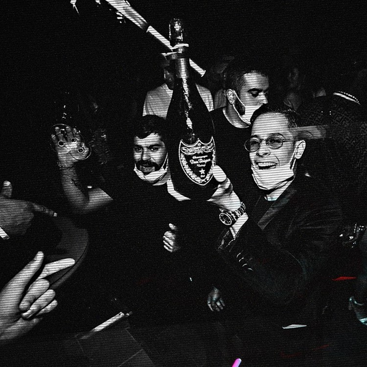 Vice nightclub Paris vip table champagne parade magnum book now celebrate