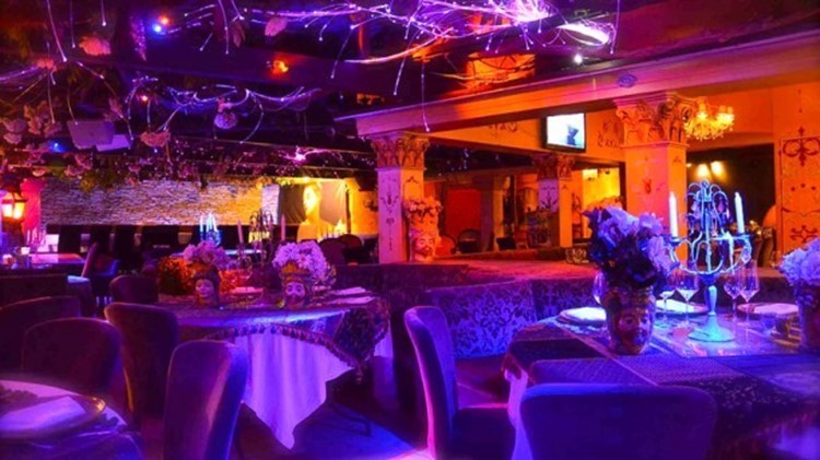 Villa Romana nightclub St Tropez