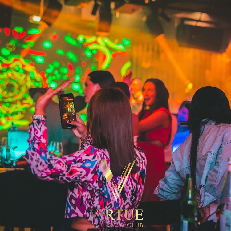 Soirée dans la boîte Virtue Dubai VIP à Dubai. Trouvez des promoteurs pour la liste des invités sur Clubbable