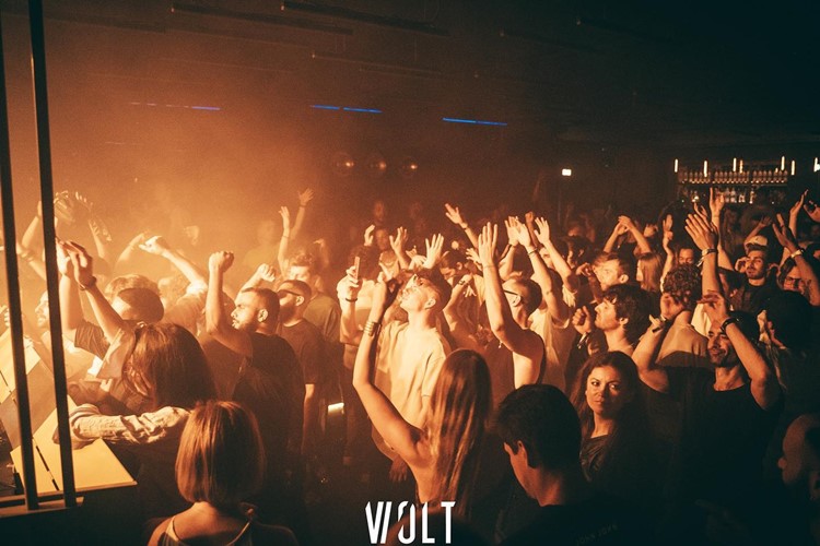 Volt nightclub Milano clubbing fun dance all night party