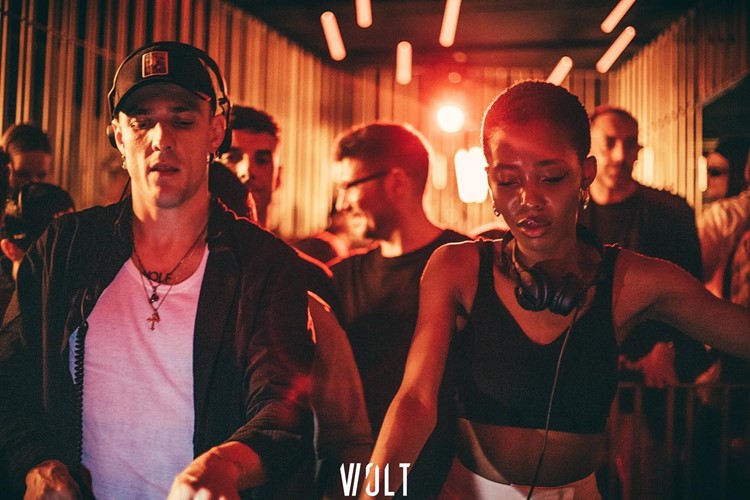 Volt nightclub Milan book VIP table reserve bottle service fun nightout