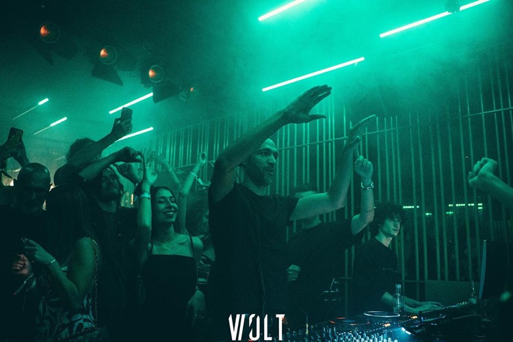 Volt nightclub Milan live music DJs techno pop mix