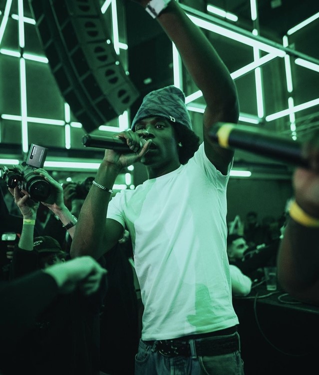 Party på Wanderlust VIP nattklubb i Paris. Hitta promoters för gästlista i Clubbable