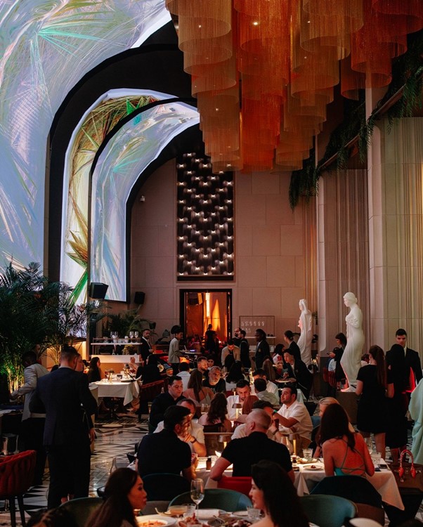 Soirée dans la boîte Zenon VIP à Dubai. Trouvez des promoteurs pour la liste des invités sur Clubbable