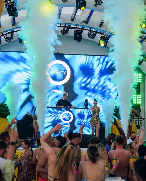 Soirée dans la boîte Zero Gravity VIP à Dubai. Trouvez des promoteurs pour la liste des invités sur Clubbable