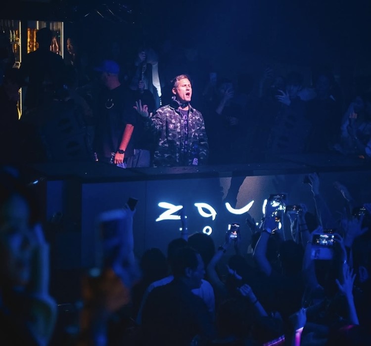 Soirée dans la boîte Zouk VIP à Tokyo. Trouvez des promoteurs pour la liste des invités sur Clubbable